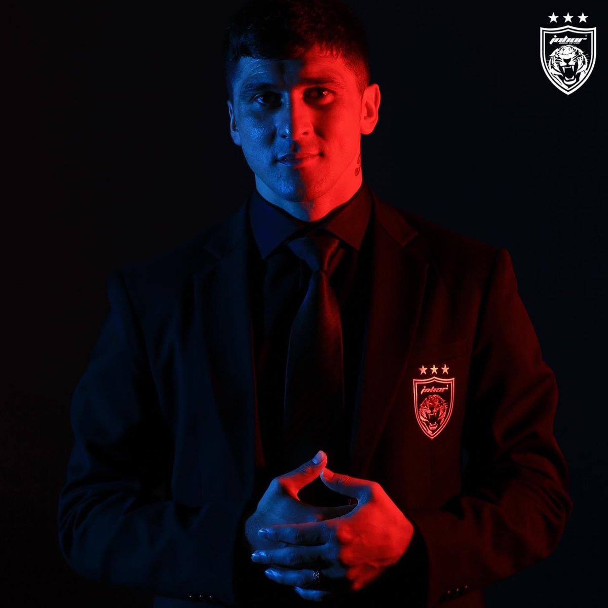 OfficialJohor's tweet photo. FERNANDO FORESTIERI SIGNS! 

I have heard and seen a lot about the JDT Football project, and then I decided this is where I go. I am excited to start this journey. 

Forestieri, Johor Darul Ta’zim FC new signing 

More photos at https://t.co/wEl2WyllBb https://t.co/7P1SvE80lI