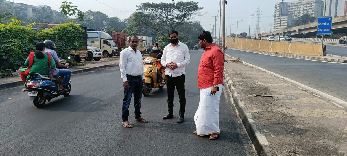 SushamSawant's tweet photo. प्रभाग क्रमांक १४९ मधील छेडा नगर सर्विस रोडची दुरुस्ती PWD च्या माध्यमातून करण्यात आली.

नगरसेवक 
सुषम गोपाळ सावंत. 
जिल्हाध्यक्ष उत्तर-मध्य मुंबई https://t.co/bMmNpu2q22