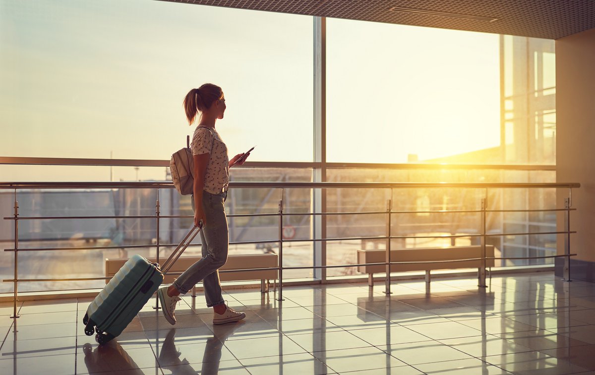 GiovaniFvg's tweet photo. ✈️Ti piacerebbe fare un'esperienza di lavoro all'estero, ma non sai come muoverti per trovarla? 🤔
In #FriuliVeneziaGiulia puoi rivolgerti ai consulenti della rete #EURES, che ti aiutano a trovare un’occupazione in un altro paese!
👉 https://t.co/OmOBw1qzZ2
#giovaniFVG #euresFVG https://t.co/coaQV1VBW8