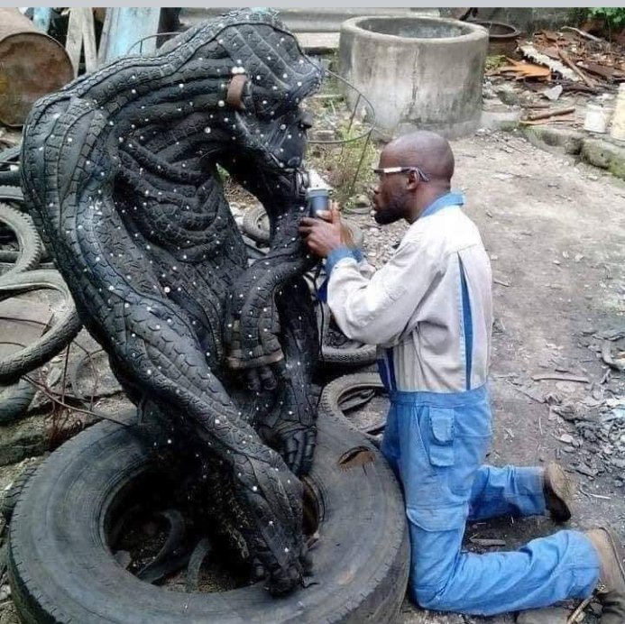 BooksofRecordNG's tweet photo. Meet Nwokocha Earnest. A Nigerian man who took his time to create different animals using waste tires.
#Nigerianbooksofrecord
Nigeria
#Nigeria
Back to Nigeria https://t.co/l1gyaNVu5W