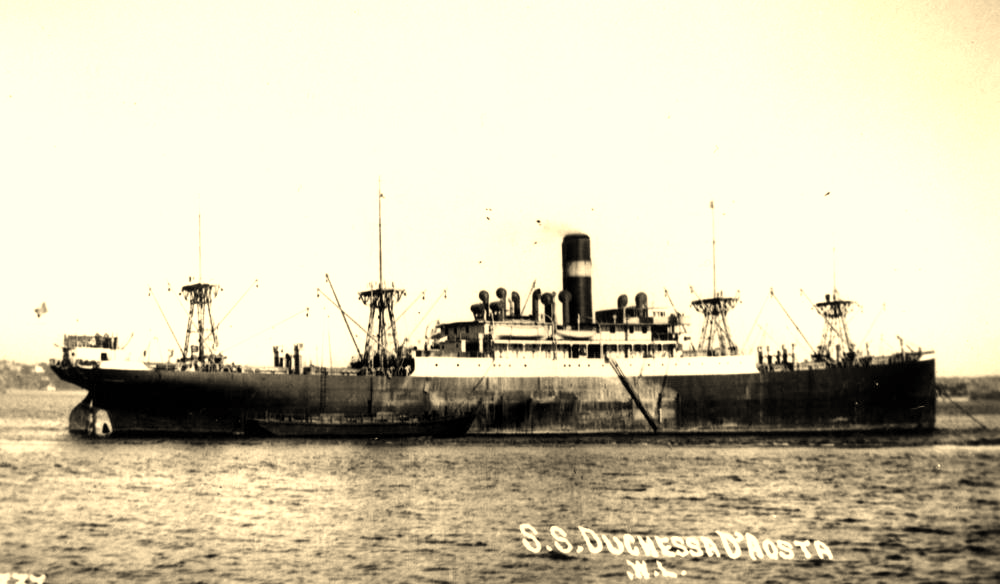 SOEhistory's tweet photo. ๐
พ๐
ฝ ๐๐
ท๐
ธ๐ ๐
ณ๐
ฐ๐
๐๐๐ก ๐ญ๐ฐ, ๐ญ๐ต๐ฐ๐ฎ: SOE commandos captured an Italian merchant ship in Spanish Guinea, despite opposition by local British authorities who believed the raid violated Spanish neutrality. #OperationPostmaster #62Commando #SmallScaleRaidingForce #SOE #WW2 https://t.co/q5XdwqKmef