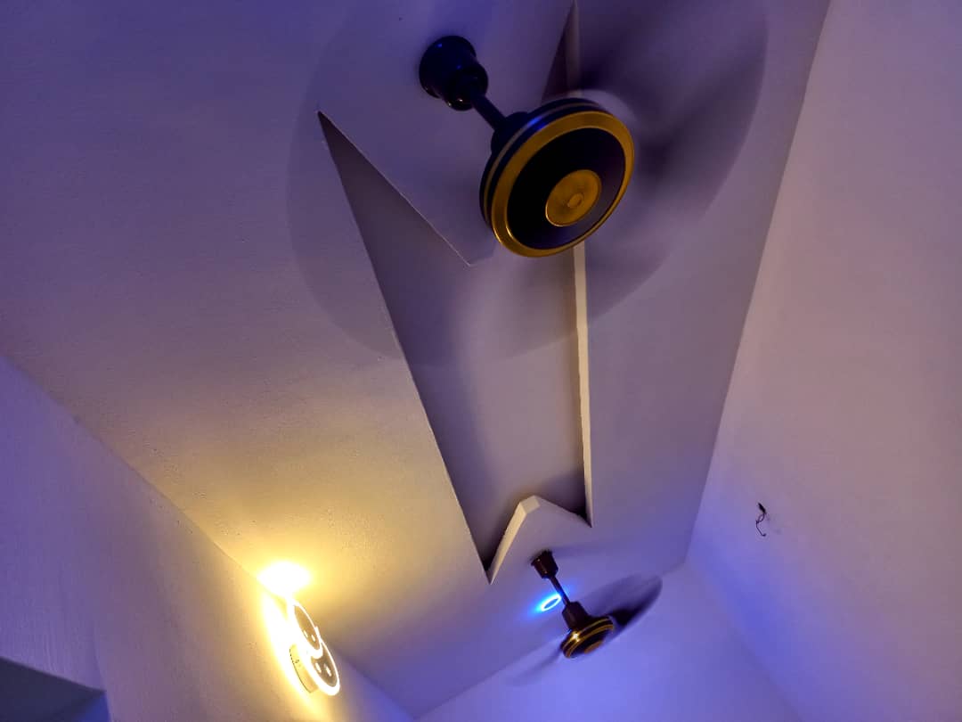 Nasdek_Electric's tweet photo. Professionalism is practising of work or skill by a professional. #NasdekElectrical
#electriciansjob

 As a professional Electrician,I have done alot of work of which i am proud about. 
My work speaks for itself loud and clear even though I had never been on radio. .. https://t.co/gxjETAhL8q