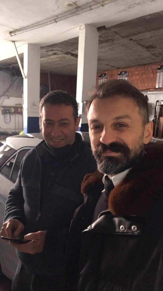 Bir insan her haliyle farkındalık yaratabiliyor,marjinallik bu 
Dr.Hüseyin Yavruoğlu 😊
📌Emanetçiye köşe
📌kaza ve vakit namazlarına ayrı tarife😂
<a href="/rdaYavruoglu/">YAVRUOĞLU®</a>