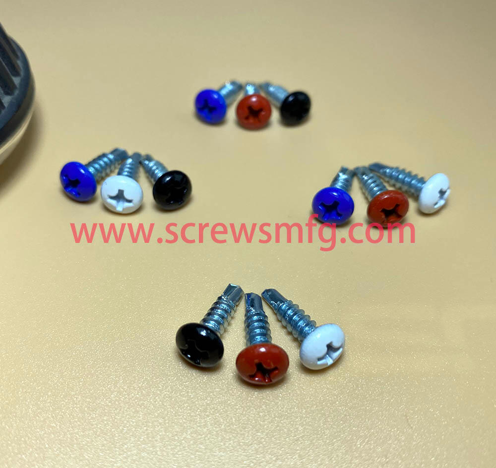 GGalen6's tweet photo. Colored paint head screws, the customer just gave me the shipping address today. Now the port COVID-19 is serious and Spring Festival comes, the shipping costs have gone up. My God!! #drillingscrew https://t.co/V4a1RK3qRi
