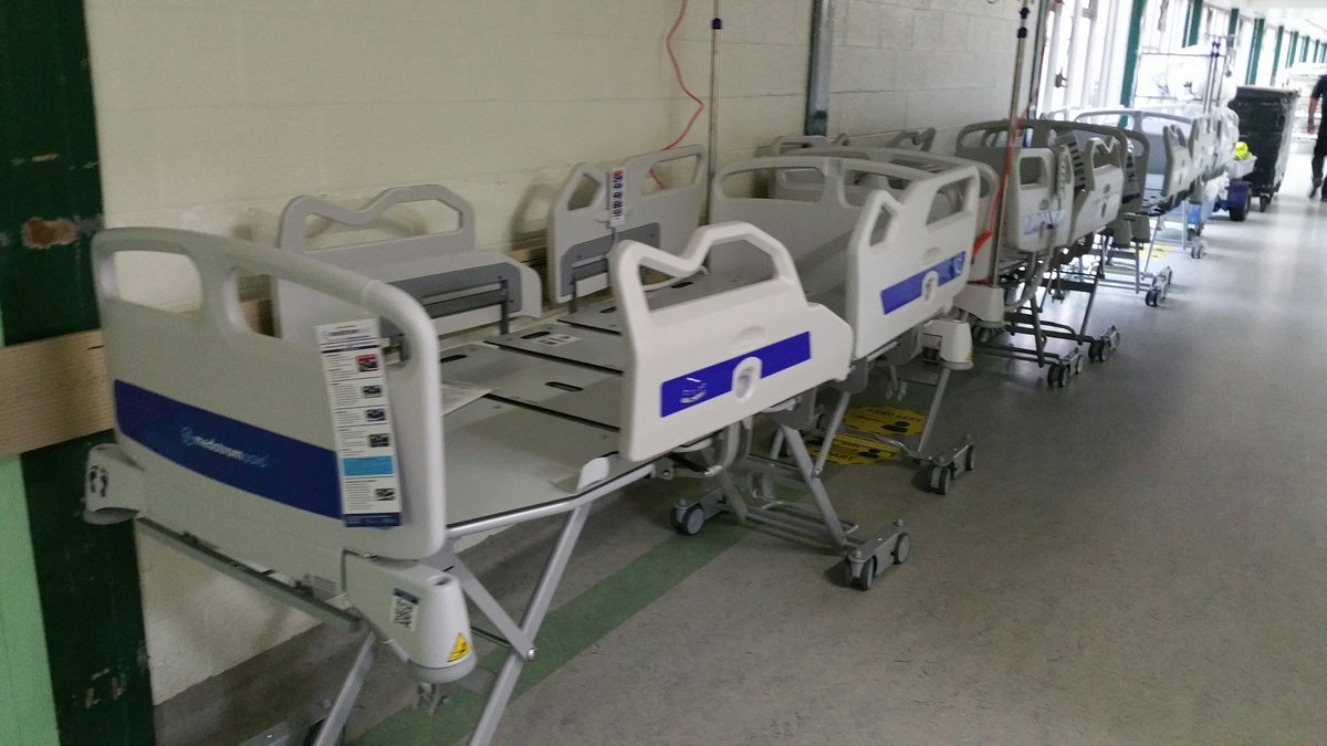 LancsHospitals's tweet photo. Well done to our colleagues who working with clinical teams and @MedstromUK to implement the 1st phase of 547 brand new beds across our sites this week. Most are now already on wards. An incredible effort even if the corridors did look like a furniture showroom for awhile! https://t.co/NqqOLb7Kuc