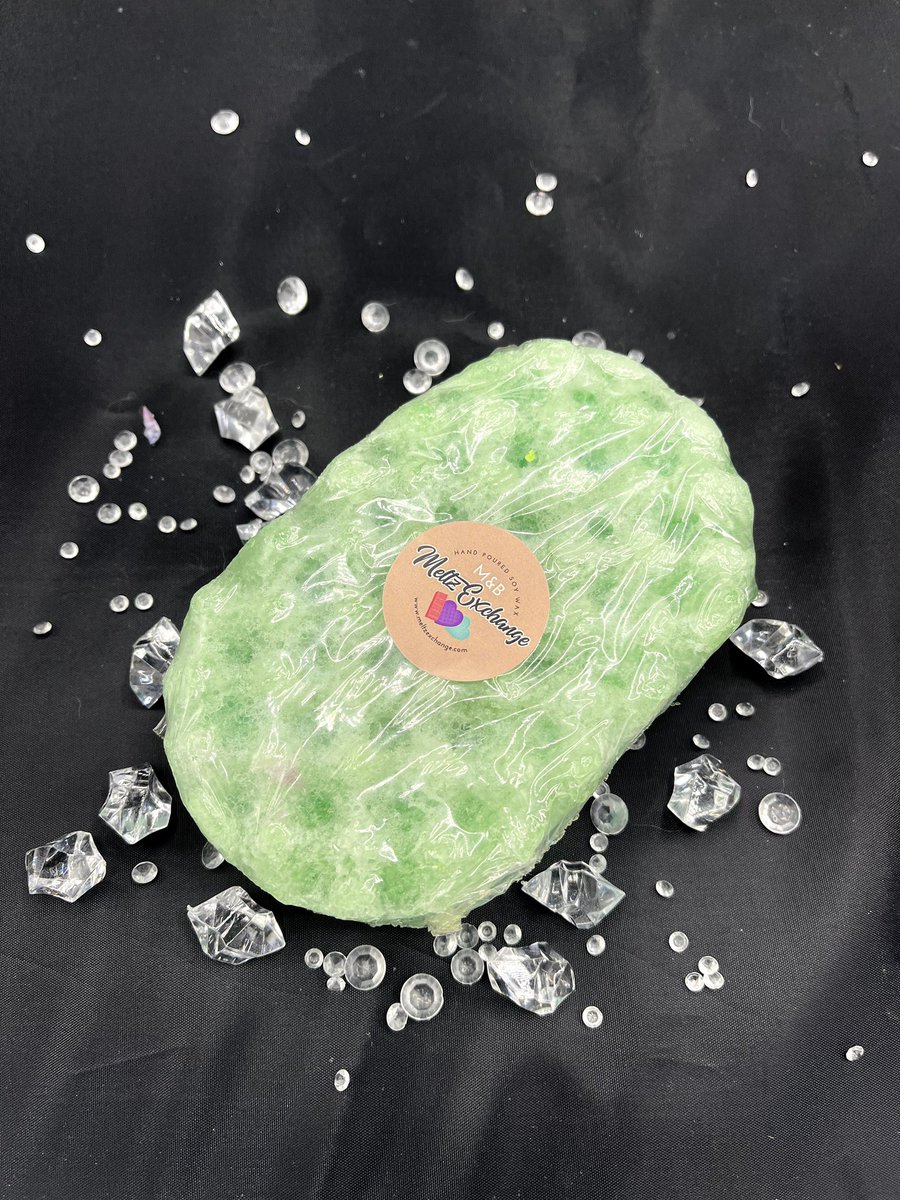 ExchangeMeltz's tweet photo. SOAP SPONGES 

£4.50 each or two for £8.00 

Bargain! Don’t forget we are open on Tuesday, Thursday &amp; Saturdays down at one cabin on Clitheroe Market ❤️ #soap #sponges #meltz #exchange https://t.co/US083hftD6