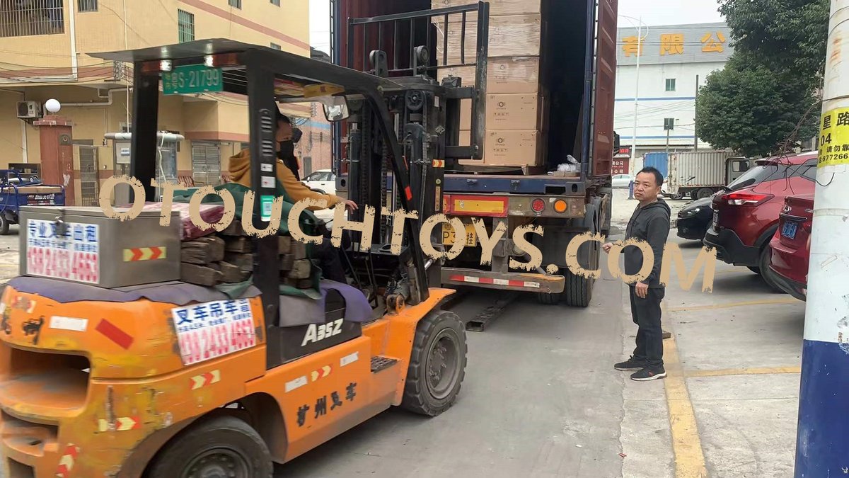 otouch_official's tweet photo. The 1st 40HQ container in 2022
Comes very early this year

Fighting ~~~

#sexy #adults #toysforman #juguetesexual #jugueteerotico #juguetesadultos #erotico #eroticos #vibradores #vibration #masturbationtips #otouchtoys #intimo #intimosexy https://t.co/nKf2hgCc0b
