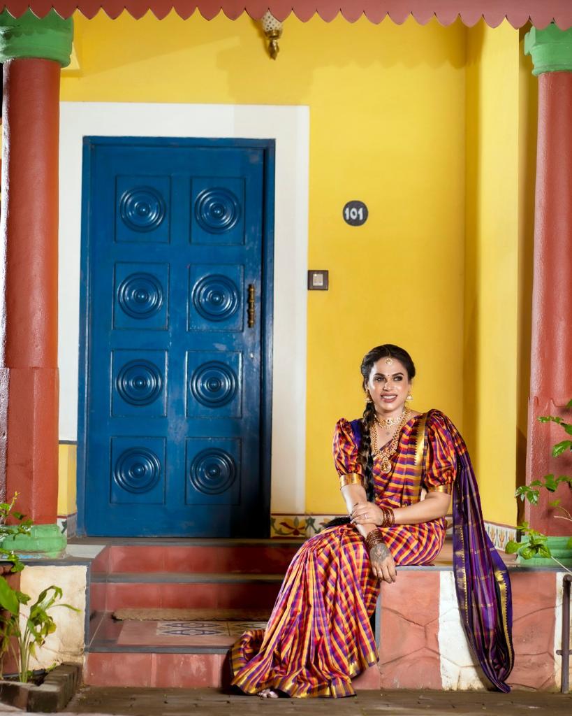 behindwoods's tweet photo. Let’s Celebrate...!!! Happy Pongal...!!!
#Celebritystylepongal
@ShaluShamu @Gopinathravi25 #millababygal Joins to Celebrate Pongal Occasion
@Sureshsugu @ProDharmadurai @DScomunication https://t.co/Di50P3ixXm