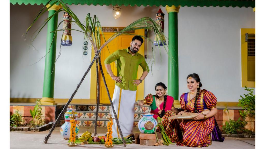behindwoods's tweet photo. Let’s Celebrate...!!! Happy Pongal...!!!
#Celebritystylepongal
@ShaluShamu @Gopinathravi25 #millababygal Joins to Celebrate Pongal Occasion
@Sureshsugu @ProDharmadurai @DScomunication https://t.co/Di50P3ixXm