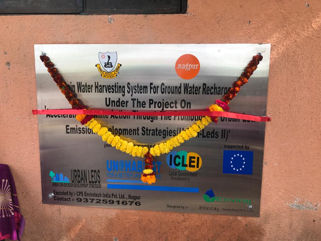 ICLEISouthAsia's tweet photo. IoT-based rainwater harvesting system, installed by @ngpnmc &amp; @nagpur_nsscdcl in schools, saves 8 lakh litres of water annually. The pilots are part of @EU_Commission-funded #UrbanLEDS II project. 

#C3Actions #ClimateActions #ClimateProIndia #AzadiKaAmritMahotsav #AmritMahotsav https://t.co/S16cKEUEHO