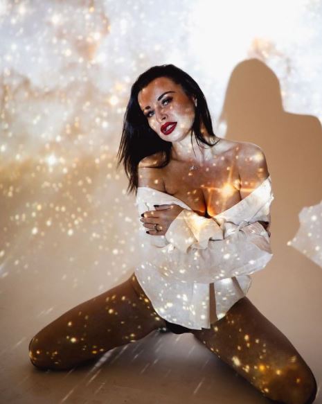 inga.potimko tweet media