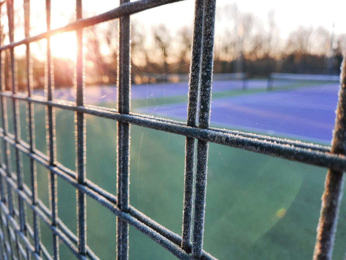 It's a #frostymorning out there, but still some committed souls are playing tenns. #becareful #dontslip