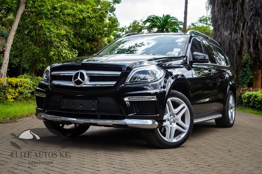 nkatha_maureen's tweet photo. Mercedes Benz GL350 blueTEC 2015 🔥 3000cc , V6 Diesel Engine , AMG sport package Fully loaded #MercedesBenz #GLclass
Ksh 9.7M
For more details call or WhatsApp 0705798117
RT widely https://t.co/yVjNwl372I