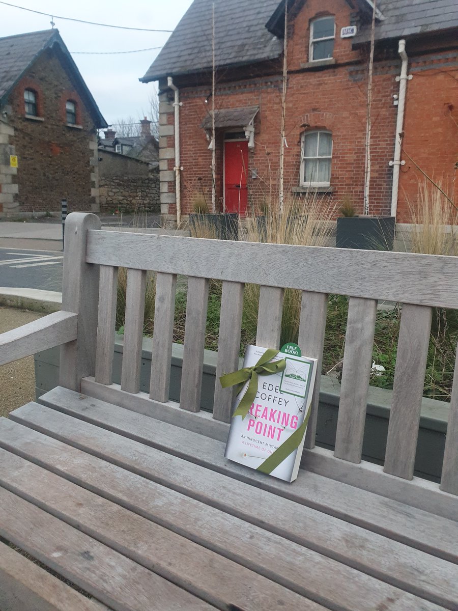 And I left this one on a  bench on the main street in Dundrum @the_bookfairies @edelcoffey @LittleBrownUK

#ibelieveinbookfairies #BreakingPoint #TBFBreakingPoint #BreakingPointBook #EdelCoffey #Dublin #DublinBookFairies #DebutBookFairies