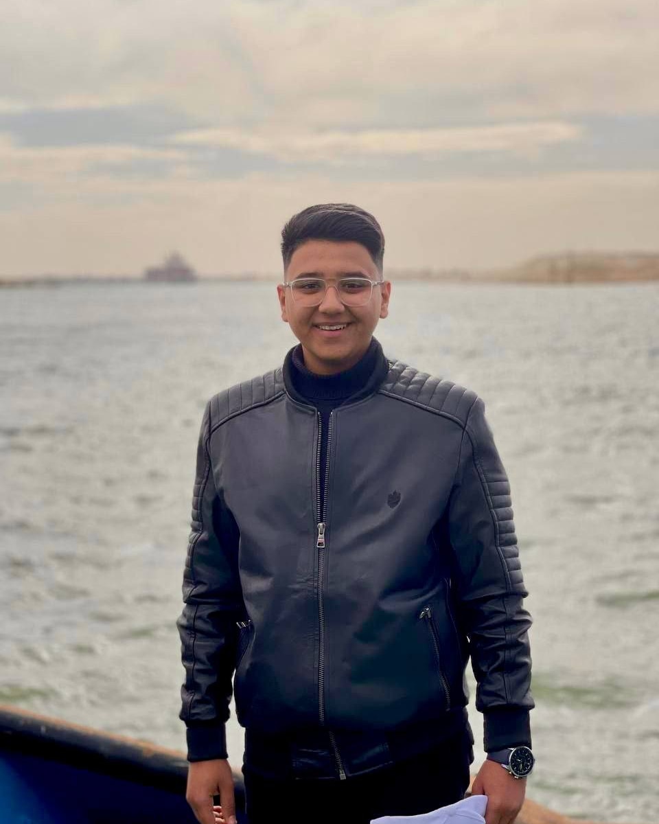 HeeeeshamS's tweet photo. Suez canal ⚓ https://t.co/klH2emhkYC