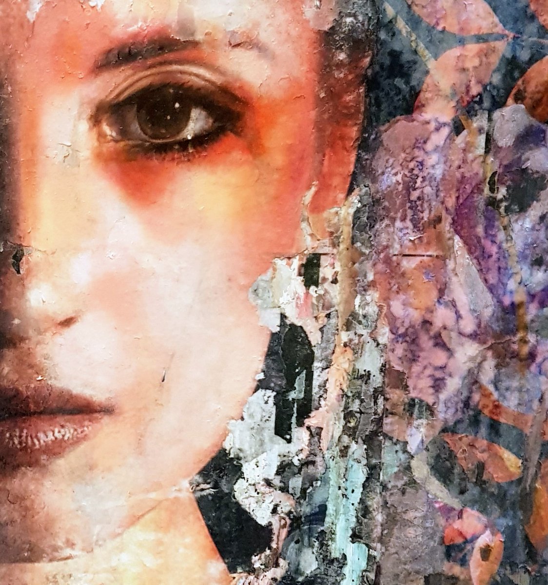 KerryBeall's tweet photo. Many layers to this one, she tells an interesting story. Mixed media on wooden panel. #contemporaryartist   #artistontwittter #artcollector https://t.co/BWEgH4nUd3