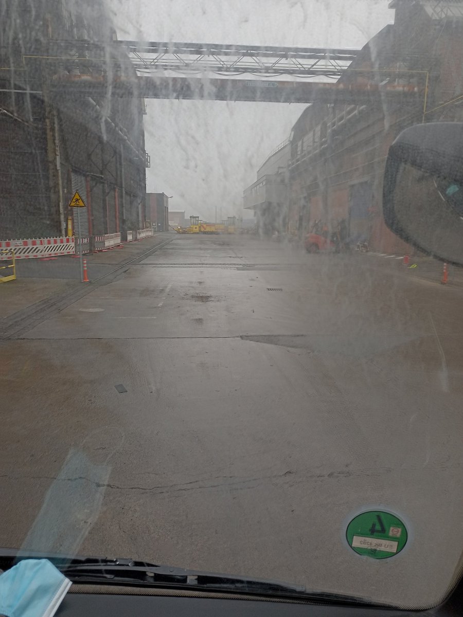 chill4freedom's tweet photo. Auf'm Weg zur Arbeit und auf der Arbeit.
Irgendwie gefällt mir der Weg besser 💚✌️ #fridayishighday
Stay tuned https://t.co/3BeFTrc9gh