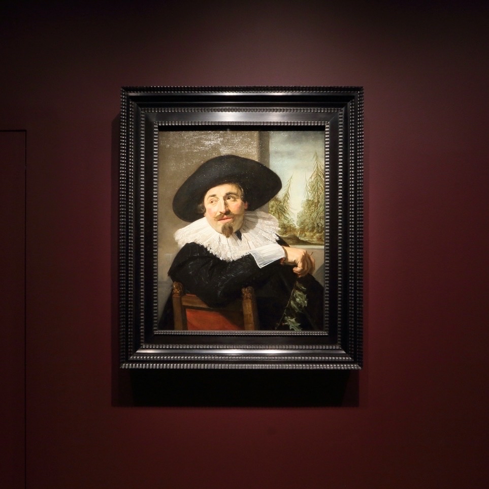 SimonCDickinson's tweet photo. It’s hard to mention the name Frans Hals without  thinking about his portraits of the wealthy merchants and tradesmen of Haarlem. Known for their vivid characterisations, these form the focus of the current exhibition ‘Frans Hals: The Male Portrait’ at the @WallaceMuseum https://t.co/sqGeawzk9T