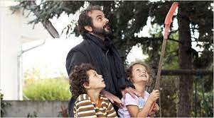 merlinpapin3's tweet photo. Un jour, Une Réplique (#César2014)

- Quand deux personnes se voient après 4 ans et se battent toujours ensemble, cela montre qu'il y a quelque chose de non résolu entre elles.

#LePassé de #AsgharFarhadi avec #BéréniceBejo, #TaharRahim #AliMossafa 

@FredOL69007 https://t.co/9aAFWMJLqy