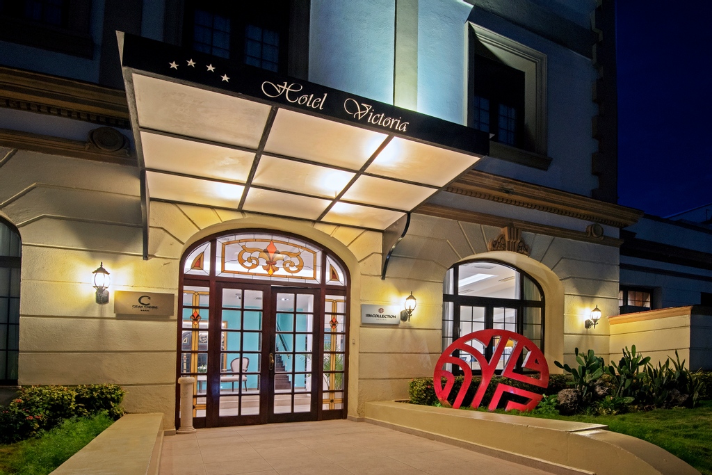 nhcollection's tweet image. Did you know that NH Collection Victoria La Habana Hotel was first built in 1928 as a guesthouse and then in 1930 it was turned into a boutique hotel? This year, #FeelUnique at this colorful destination.
Book now!

bit.ly/3qr1Ptn