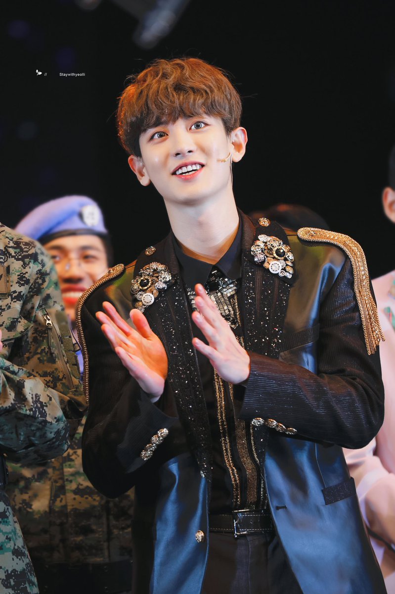 StayWithYeolli tweet media