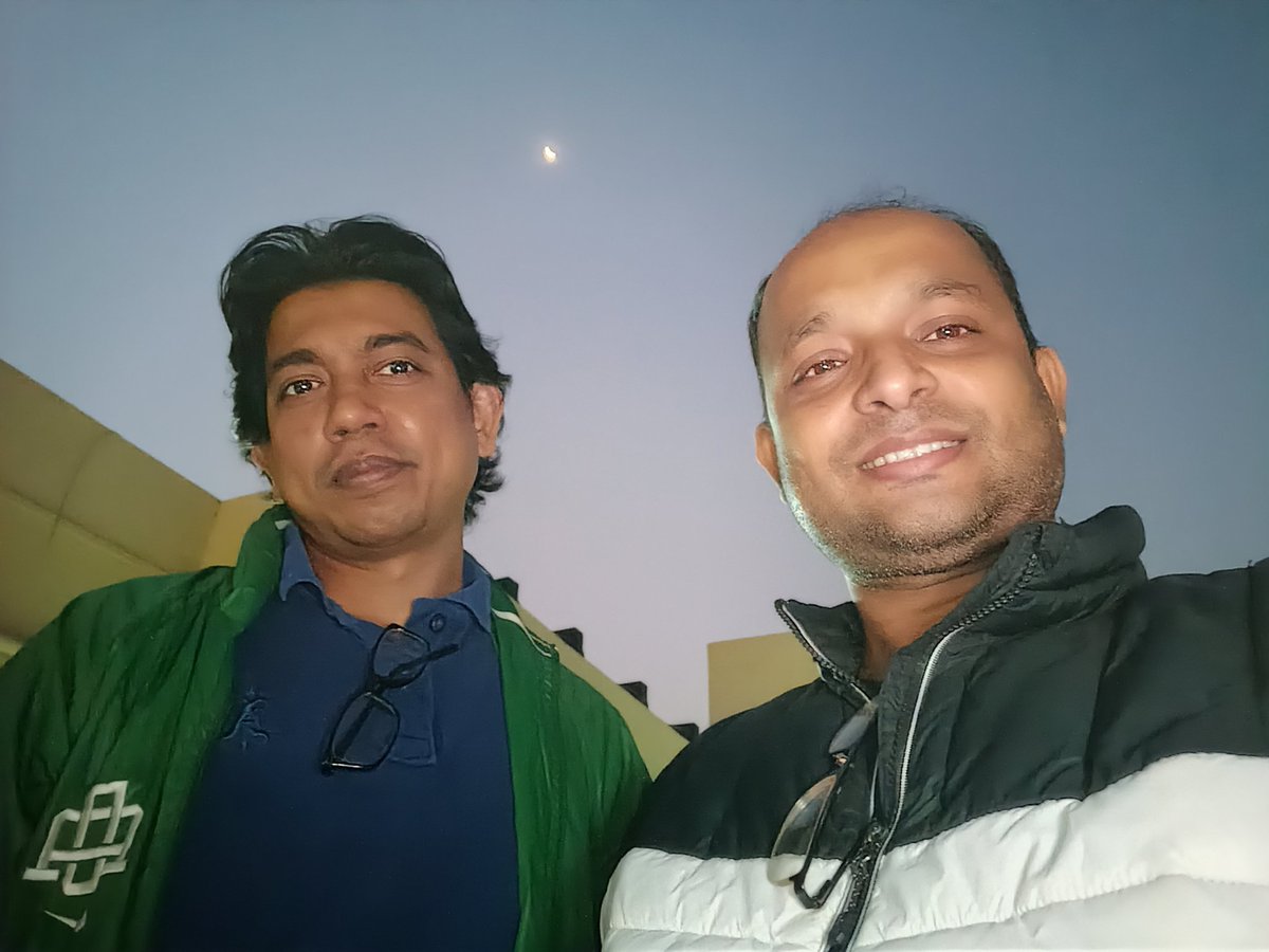 Badshamia's tweet photo. With a leagend https://t.co/kLFSSbGv2H