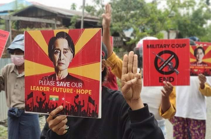 Kale main strike continued protesting against military dictatorship and fighting for Democracy.

#WarCrimesOfJunta #2022Jan14Coup
#WhatsHappeningInMyanmar