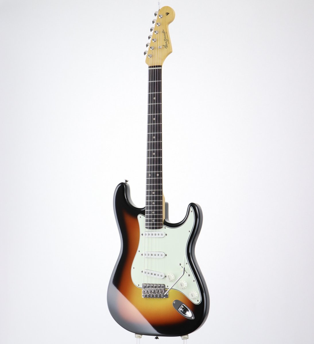 ハカランダ指板採用の某楽器屋オーダーモデルが中古で入荷!!2021年製