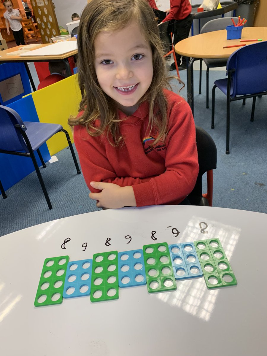MrsAChok's tweet photo. We are learning about number patterns! 😄 https://t.co/J7pk4ykEPF
