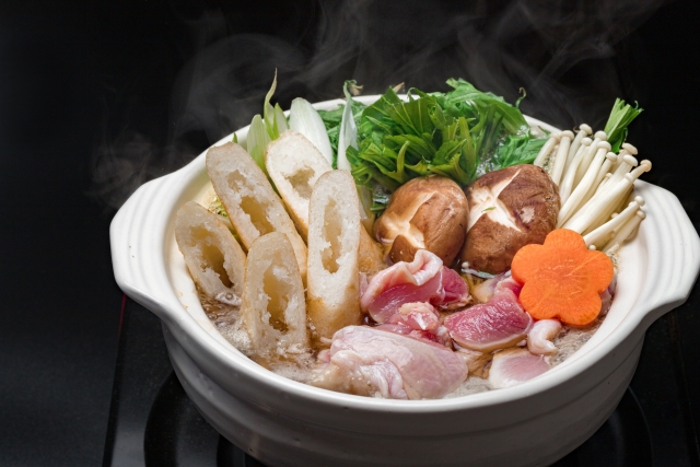 【#鍋料理】日本全国の「#ご当地鍋」人気No.1が決定！　秋田県の「きりたんぽ鍋」を抑えて1位になったのは？【2022年最新投票結果】 🏅：？？？🥈：#きりたんぽ鍋🥉：#水炊き #ねとらぼ調査隊 