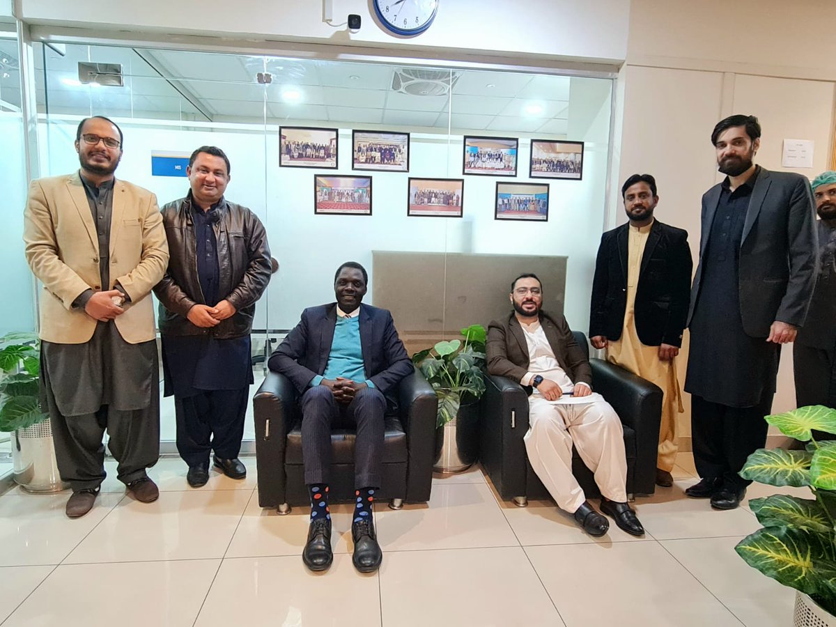 KPRM_PRMP's tweet photo. "Coming together is a beginning, staying together is progress, and working together is success."
– Henry Ford
@WorldBank @FinanceKPGovt @Jhagra
.
.
#Teamwork #worldbankmission #KPRMP https://t.co/N8TIjUTZSK