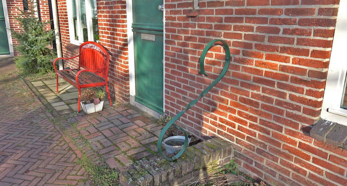 Wat is de toekomst van het hofje Brouwerskamp in #Doetinchem uit de Wederopbouwperiode? Wij vinden dat behoud uitgangspunt moet zijn en steunen de bewoners bij de strijd voor 'hun hofje'.  heemschut.nl/nieuws/actueel…