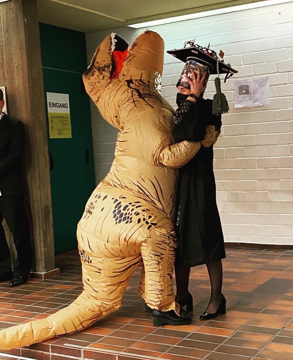 merle.m.nicolai tweet media