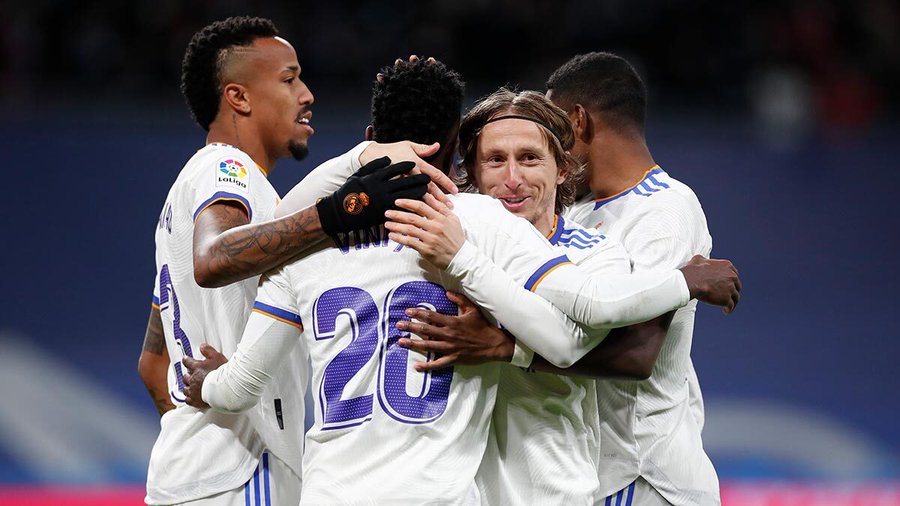 realmadriden's tweet photo. 📌 CONFIRMED KICK-OFF TIME! ✅
🏆 #CopaDelRey
🆚 @Elchecf_en
🔀 Last 16
🏟 Martínez Valero
📅 20/01
⏰ 19:00 CET https://t.co/J5ZpvIRkQB