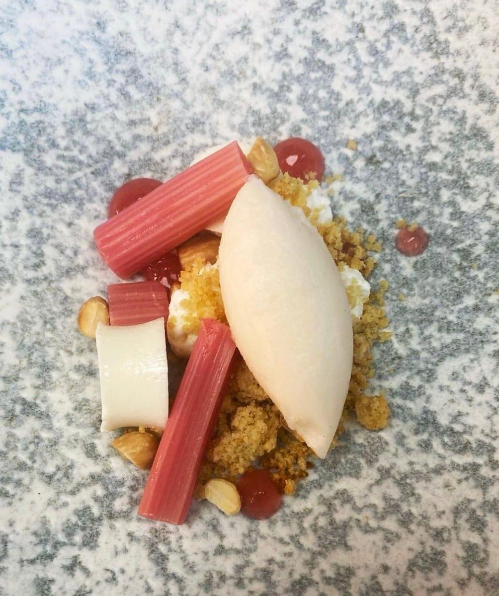 Rhubarb/ almond/ yoghurt from our January menu!

Photo credit: chefinink.