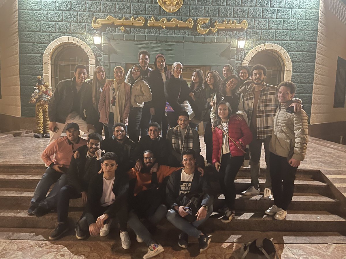 من زيارة الفريق المسرحي لكلية العلوم جامعة المنصورة لمسرح محمد صبحي لمشاهدة عرض "نجوم الظهر"
#كاست_علوم٢٠٢١