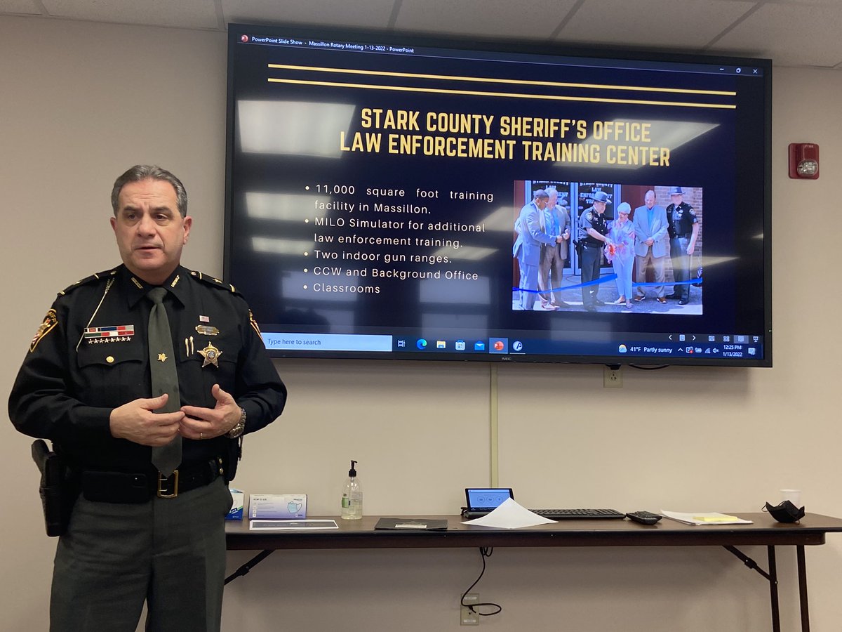 Stark Sheriff tweet media