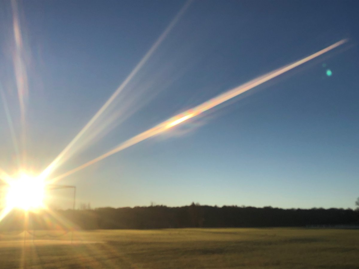 LordWandsworth's tweet photo. We are so lucky to live and work on such a wonderful rural campus! LWC looking beautiful in the early morning sunshine. #countryside #CountrySchools #LWCcommunity https://t.co/xdD87cnNlV