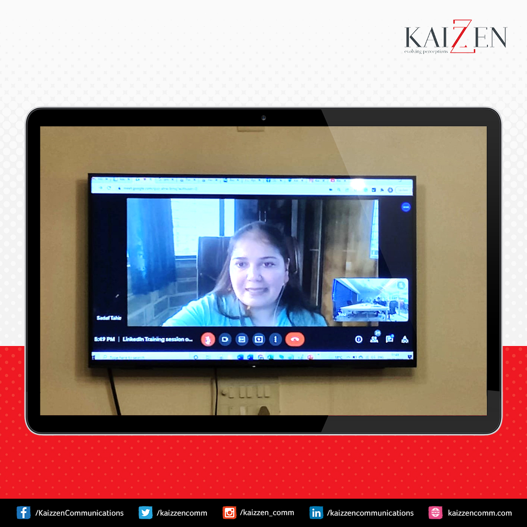 KaizzenComm's tweet photo. We're delighted to have gained wisdom from the trainer Sadaf Tahir on the usage of #LinkedIn. Thank you for sharing valuable insights about the platform.@sadaf_tahir07
@vineetalways
#Kaizzen #TrainingTime #LinkedInSession #HumansofKaizzen #PRagency #Digitalagency #agencylife https://t.co/T4lMFoEDzk