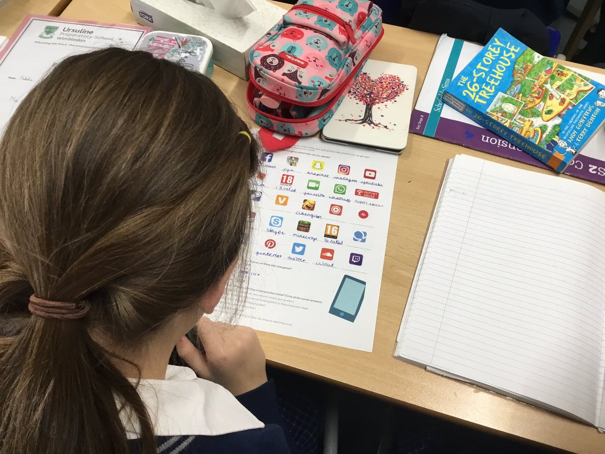 UrsulineYear6's tweet photo. #UrsulineY6 enjoying their PHSE lesson on “Keeping yourself safe”. We discussed staying safe online. #UrsulinePHSE #UrsulineComputing https://t.co/qbiUX7Bp1W