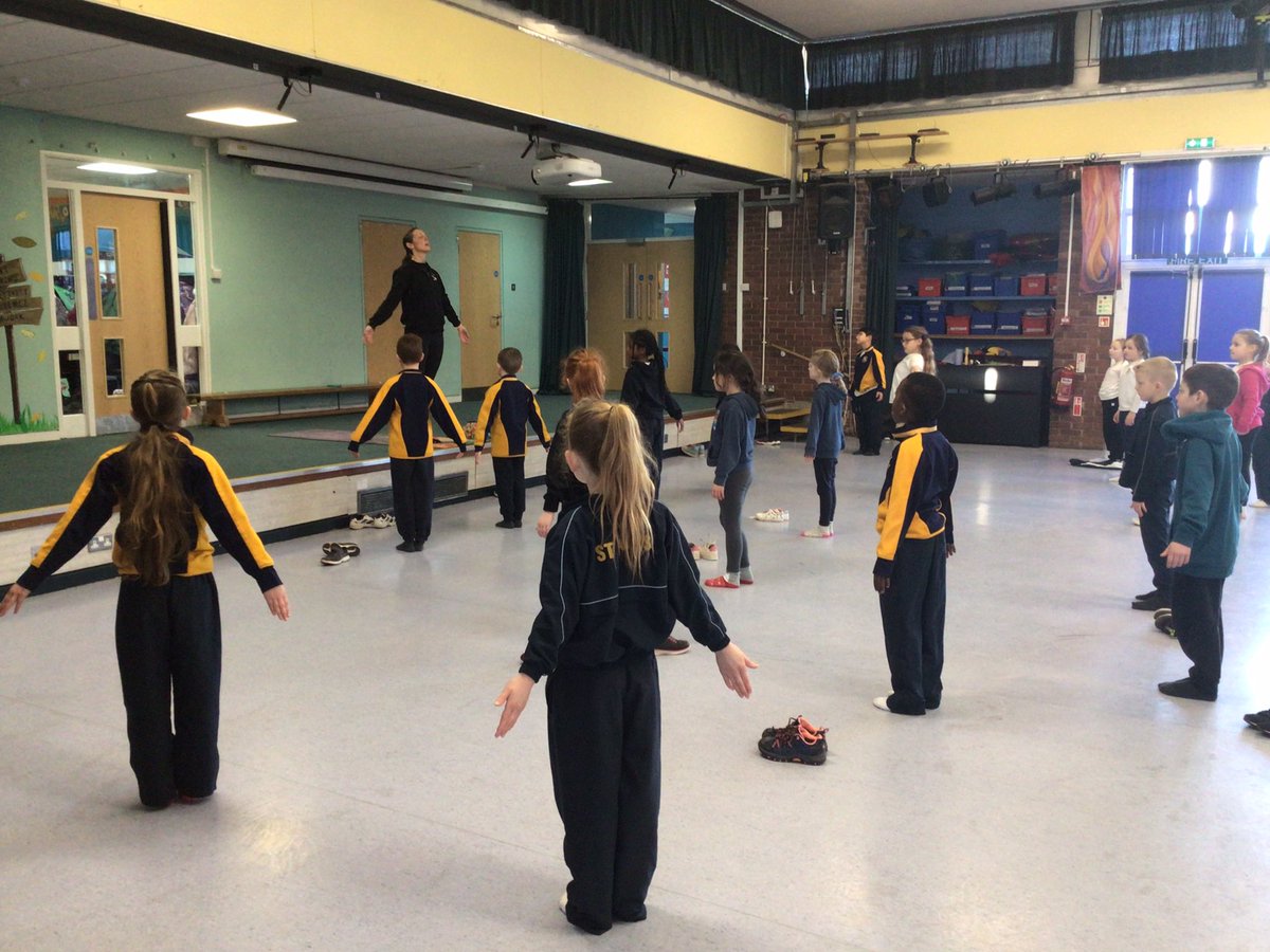StPaulsPrimary1's tweet photo. A fabulous yoga session with @bexdances - thank you so much from 3HC! https://t.co/kWBBSjHhJF