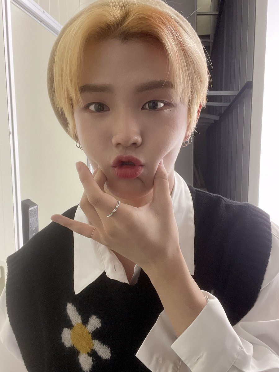 TheKingDom_GF's tweet image. [CHIWOO👑]

킹메!! 주말 잘 보내요ㅎㅎ😘❤️❤️

#KINGDOM #킹덤 #CHIWOO #치우