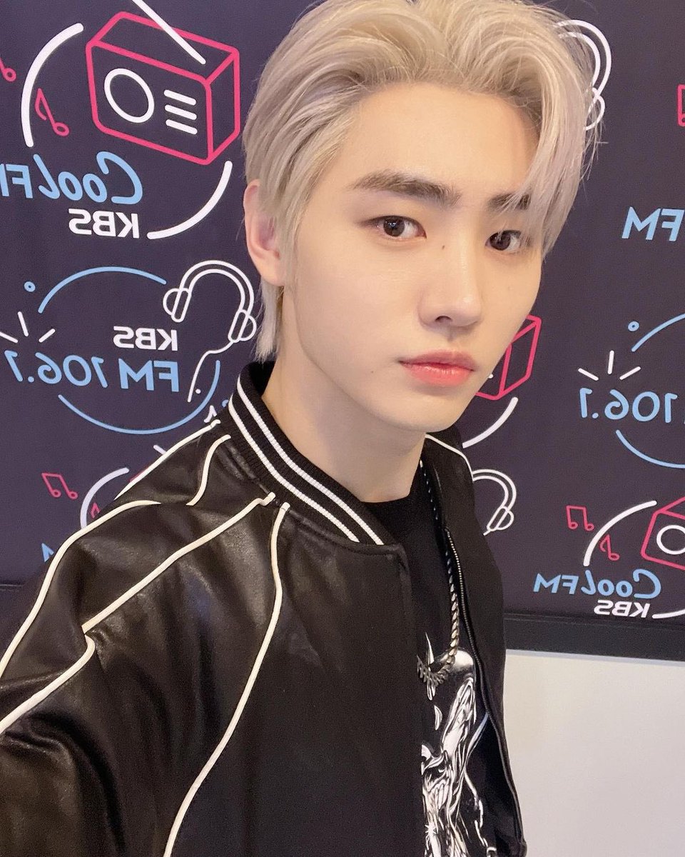 enhypenupdates's tweet photo. (2/2)

@ENHYPEN_members @ENHYPEN #ENHYPEN #엔하이픈 https://t.co/WaFukZQqs2
