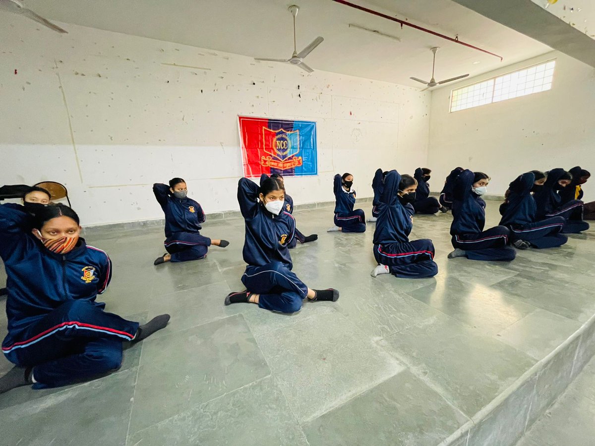 nccsgrru's tweet photo. Cadets from SGRRU participated in the "National youth festival" and practiced yoga and meditation 💯
@HQ_DG_NCC @nccsgrru #sgrru https://t.co/KNyOXbYFO9