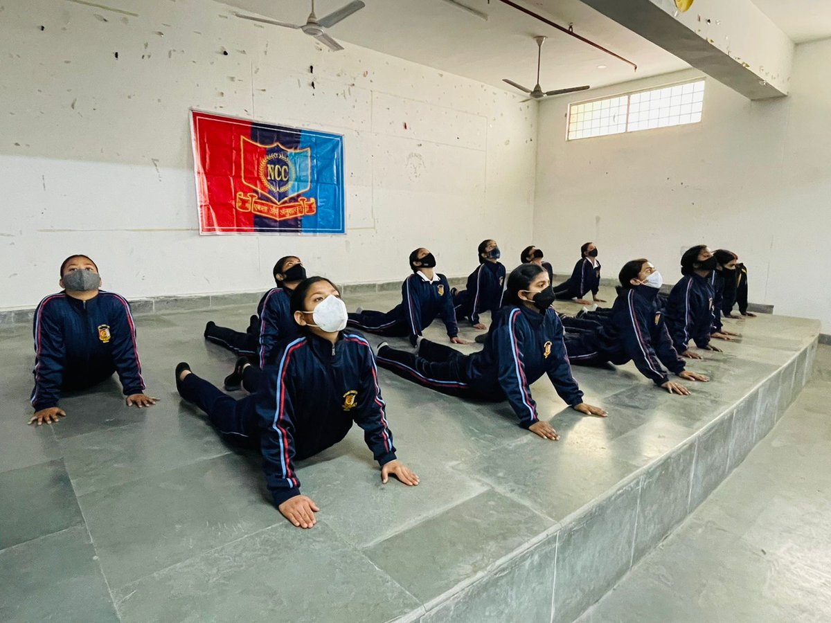 nccsgrru's tweet photo. Cadets from SGRRU participated in the "National youth festival" and practiced yoga and meditation 💯
@HQ_DG_NCC @nccsgrru #sgrru https://t.co/KNyOXbYFO9