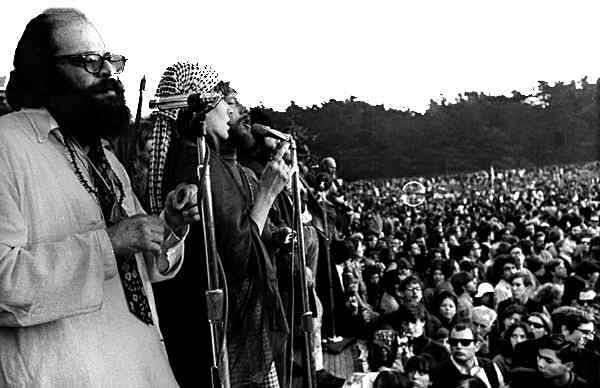 obladi_909's tweet photo. Con alrededor de 20,000 asistentes, el Human Be-In es recordado hoy como uno de los eventos más importantes en la historia contemporánea de San Francisco. #HumanBeIn https://t.co/T1nkIrkrWt