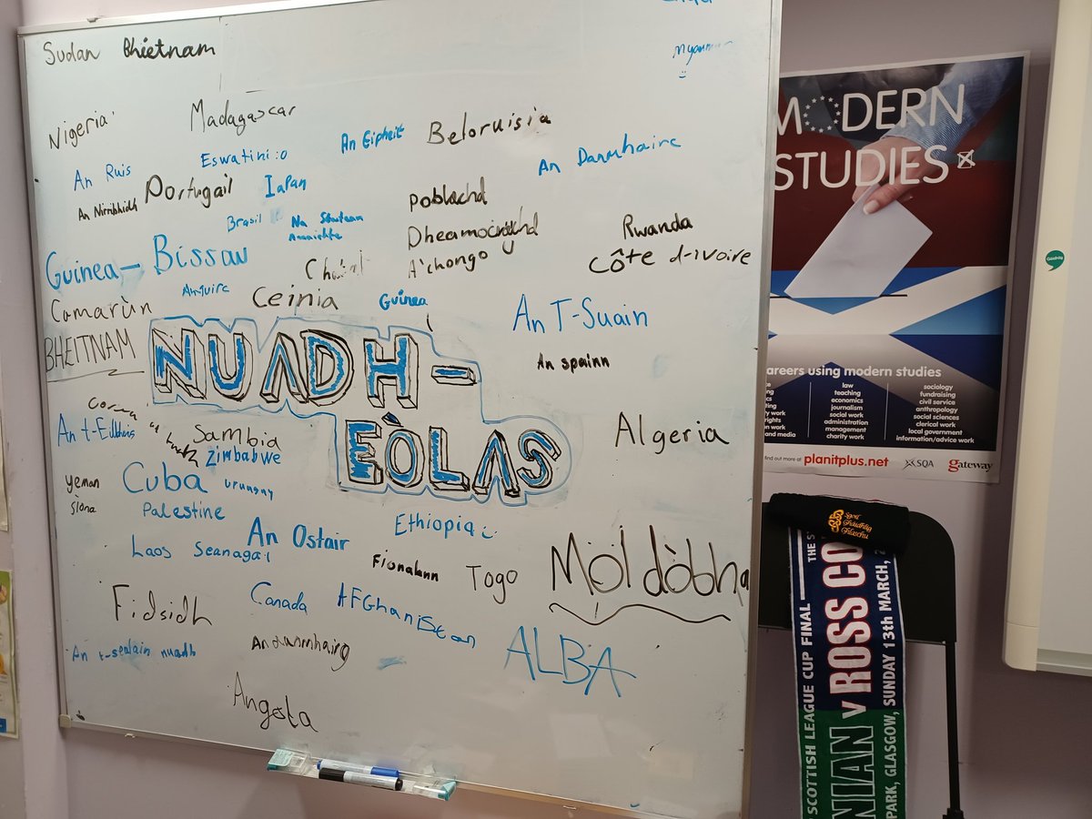 MaccoinnichMgr's tweet photo. Deamocrasaidh no deachdaireachd? S1 project countries. #Democracy #Dictatorship #NuadhEòlas #Modies #Gaelic https://t.co/2nHzubZnWI