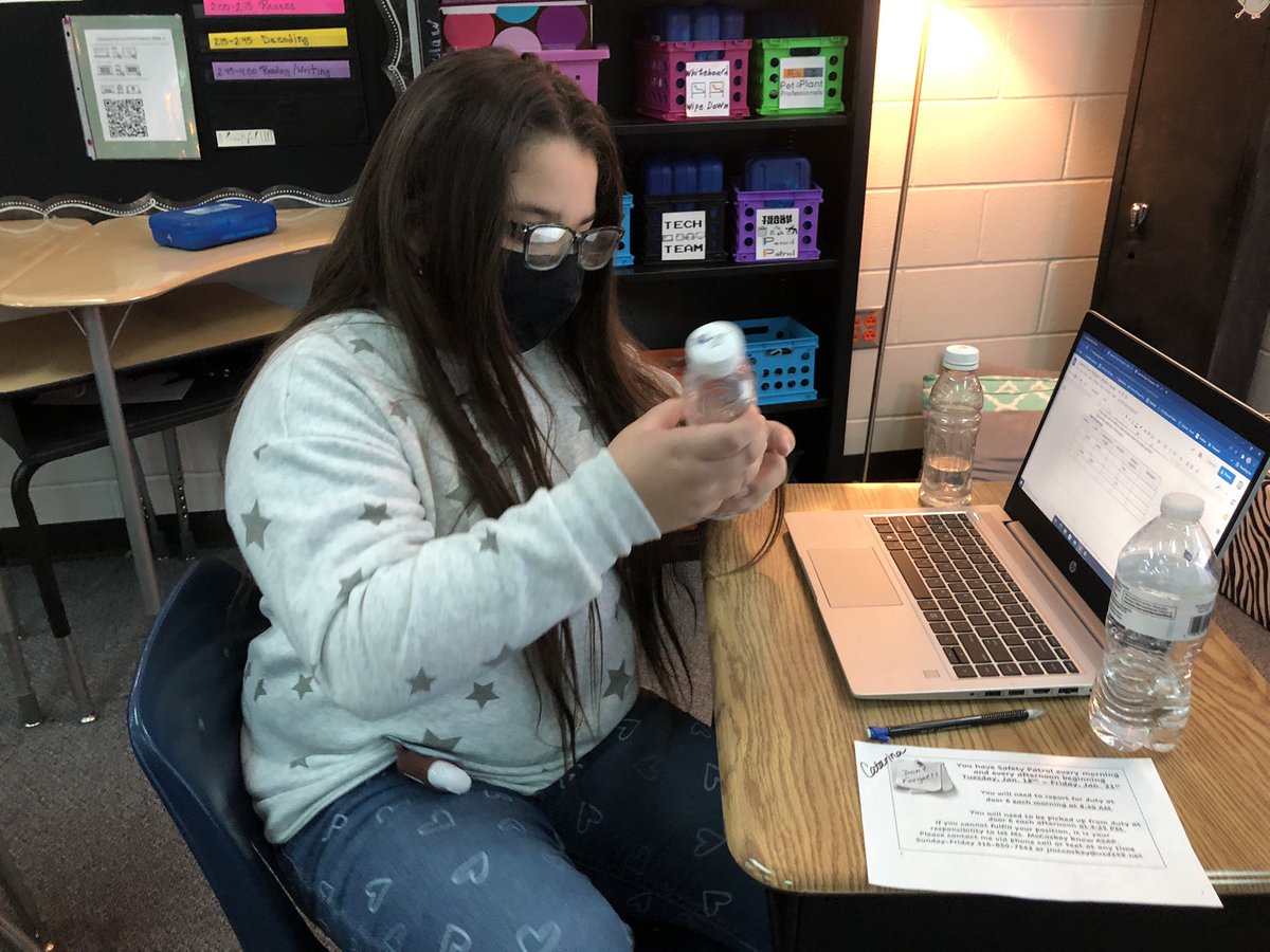 Ms V #5thgraderocks tweet media