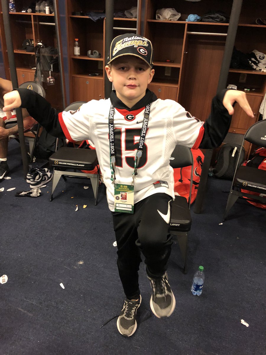 BassinDawg's tweet image. #Dawgs How it started... How it's going

💯🐶🏈 #GoDawgs #NationaChampions