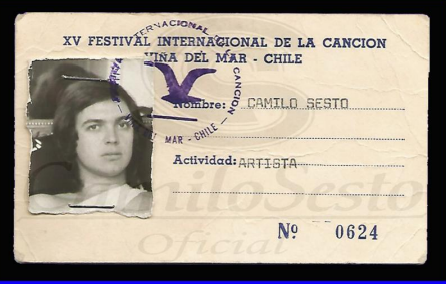CamiloSesto's tweet photo. Carnet correspondiente al Festival Internacional de la Canción Viña del Mar de Chile. El Festival de música es considerado como el más grande e importante de el continente americano y el relevante de habla hispana.

#FestivalViñadelMar #Chile #CamiloEterno https://t.co/GPQZfGDnoS